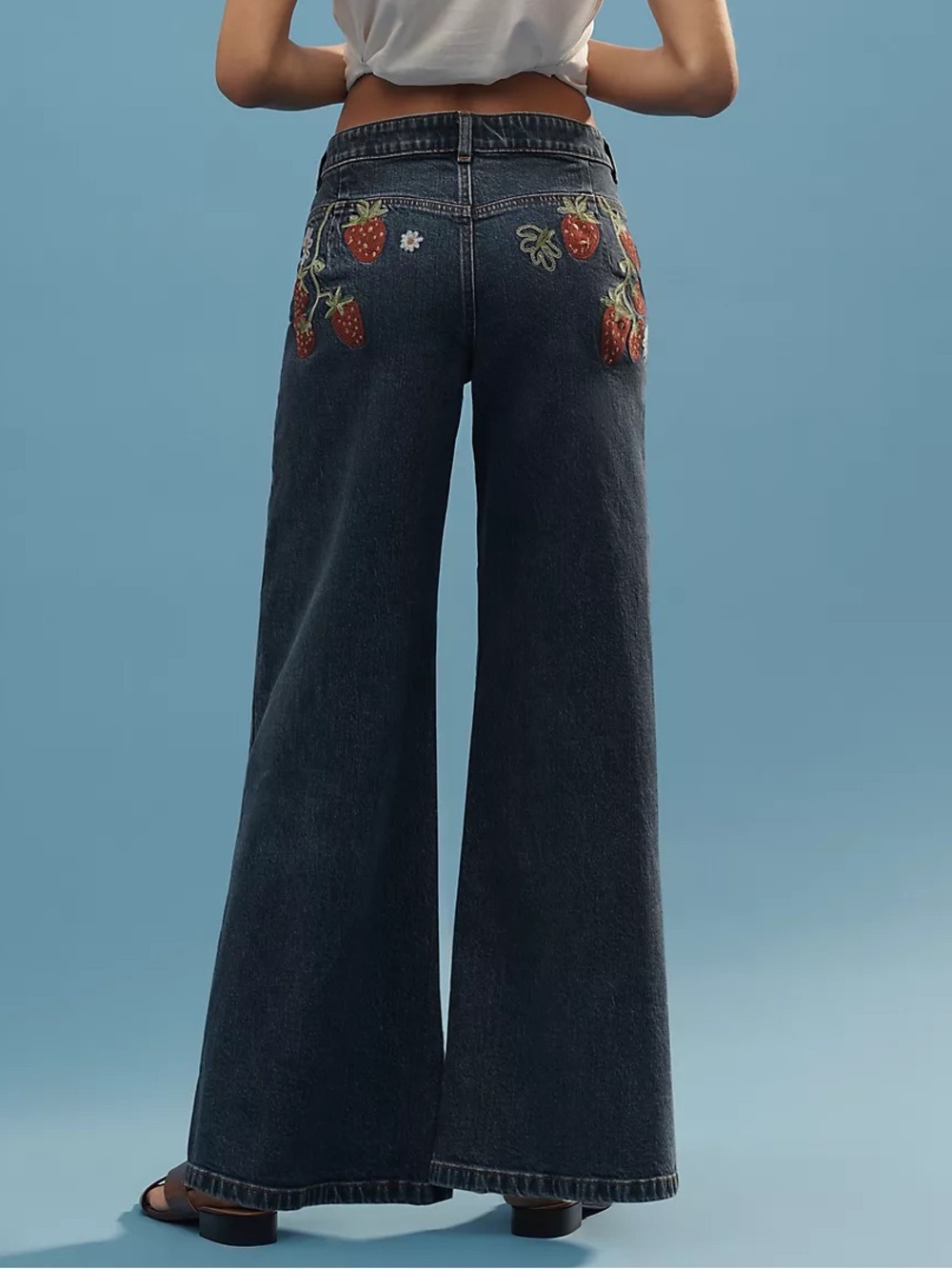 Anthropologie Maeve Strawberry Embroidered High Rise Wide Leg Jean Dark Blue 28 - Picture 3 of 9